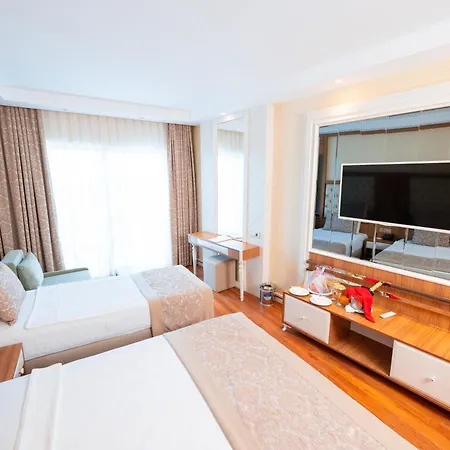 Oz Sui Resort