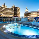 Oz Hotels Sui